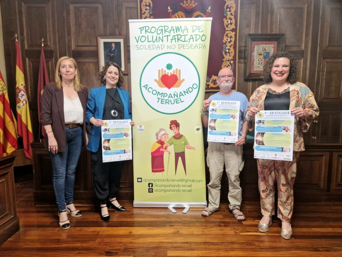 El programa Acompañando-T ha atendido a 467 personas en soledad en sus cinco años de vida