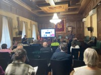 Los ingenieros de Teruel se forman en IA, robots humanoides y realidad virtual